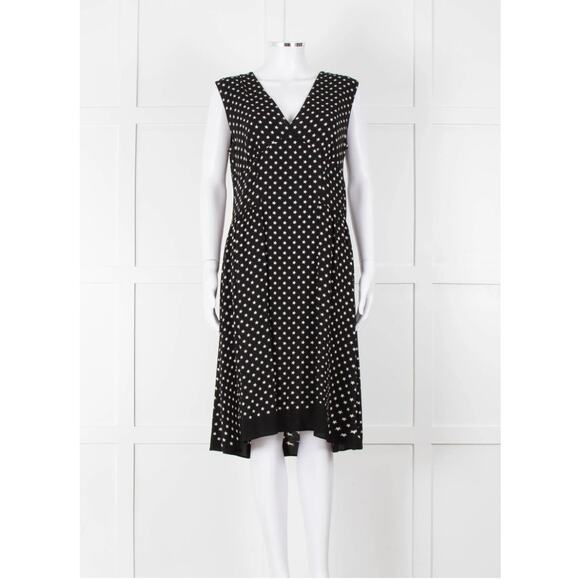 PRADA Dress | Black & White Star Dress - Picture 7 of 13